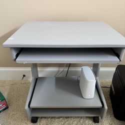 Small Computer Desk