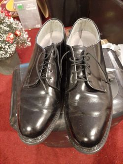 Bates Dress Shoe