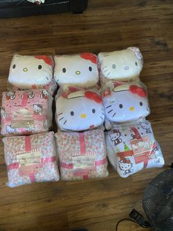 Hello Kitty 2 Pack Pillow Set $20. New!!