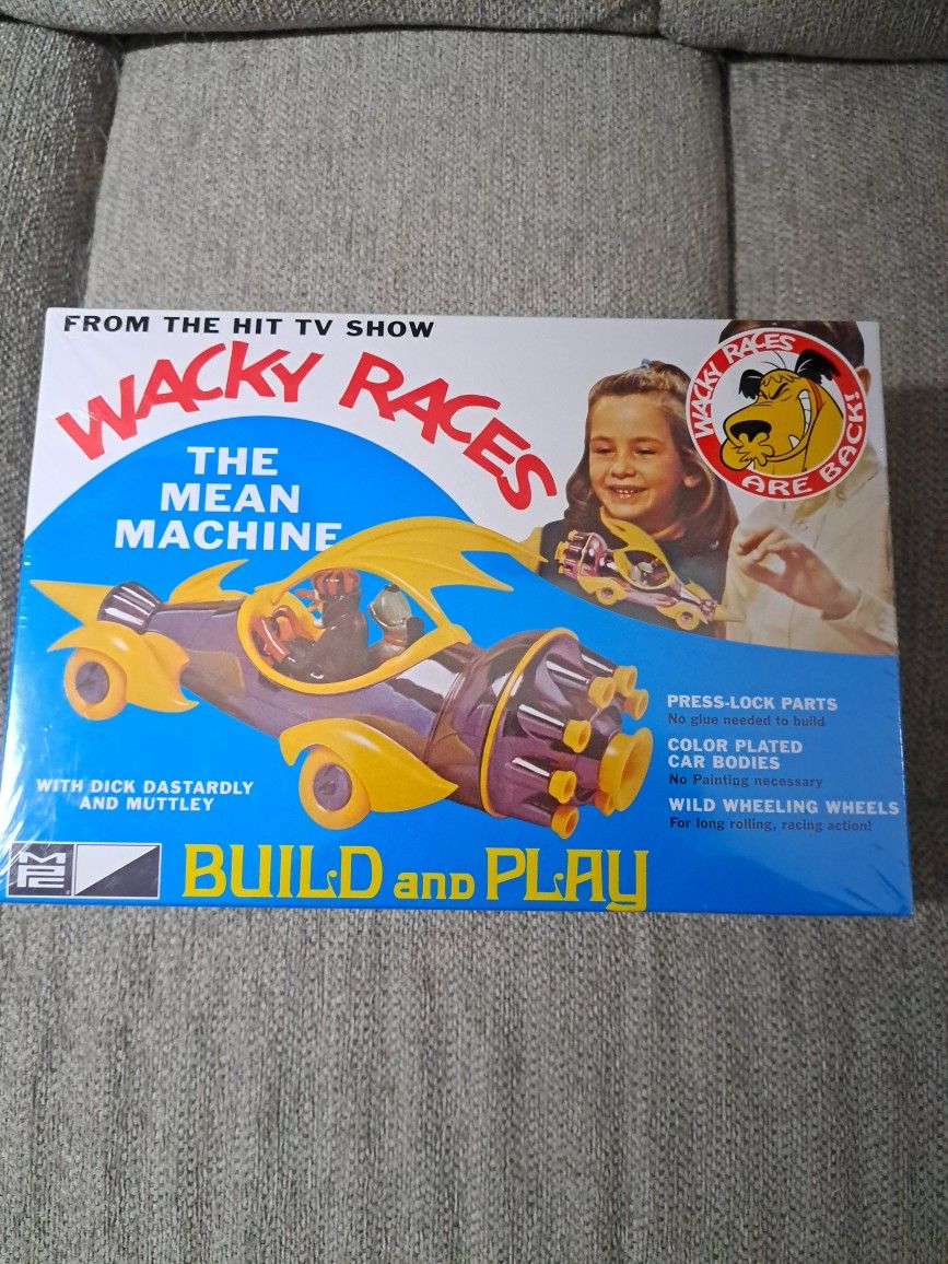 Wacky Races The mean machine  model kit