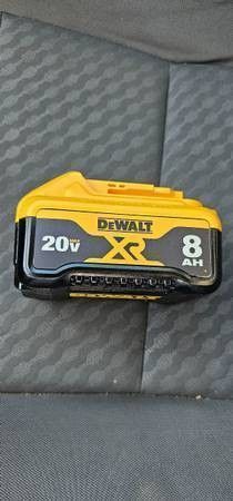New Dewalt 20-Volt MAX XR Lithium-Ion 8.0Ah Battery