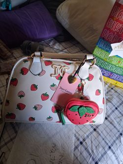 Strawberry juicy couture
