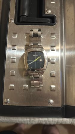 D K N Y  Designer  Watch Silver