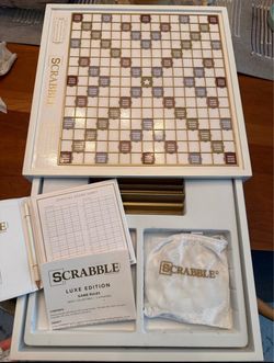 Scrabble Luxe Edition – Rotating Wooden Board, Complete Set