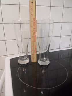2 Beer Glasses
