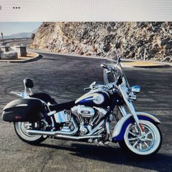 CVO Harley Davidson  SOFTAIL Motorcycle