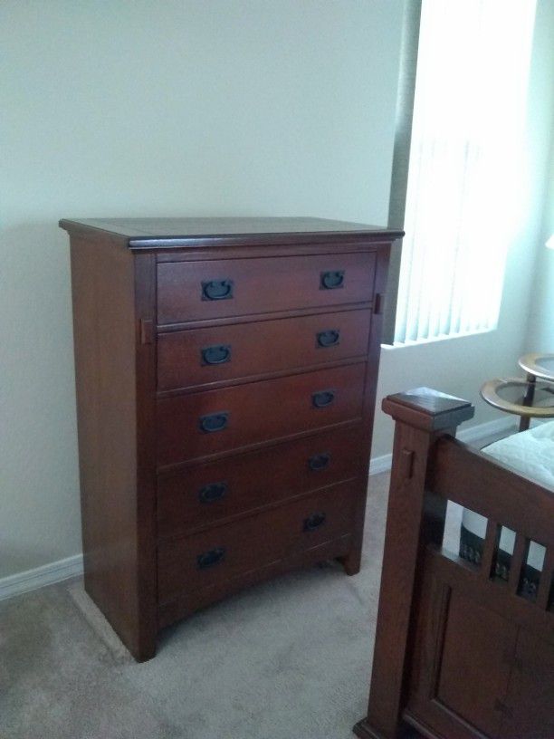 Chest Of Drawers Excellent Wood Quality
