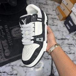 Lv Trainers