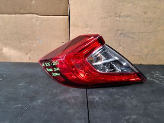 2016-2017-2018-2019-2020-2021 HONDA CIVIC LEFT TAIL LIGHT OEM USED #11737