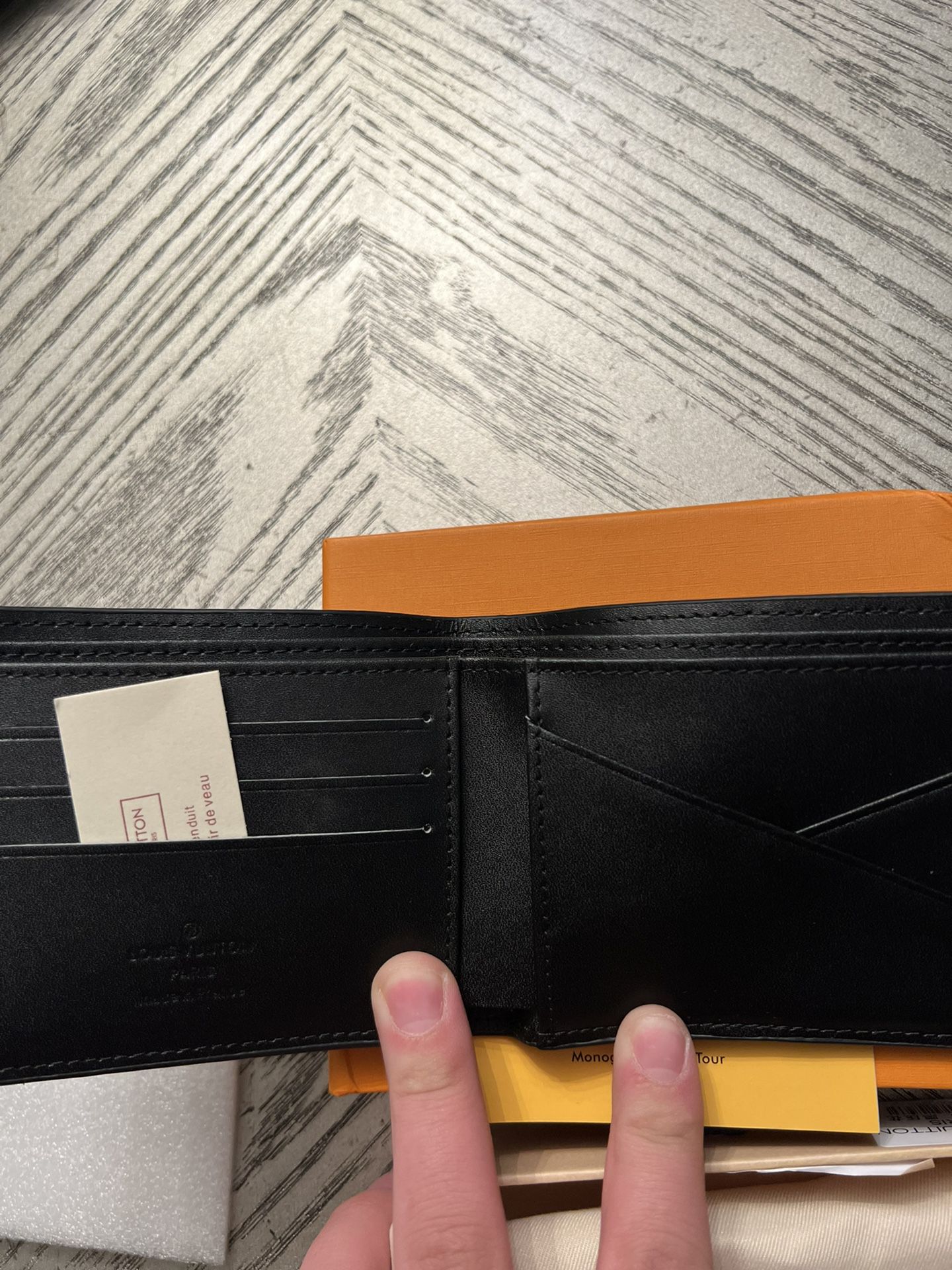 Louis Vuitton Slender Wallet Monogram Eclipse Reverse for Sale in Lombard,  IL - OfferUp