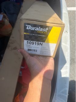 Driver and passenger side axle New didn’t need them
