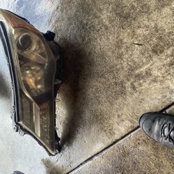 2013 2015 Toyota RAV4 Driver Left Headlight 