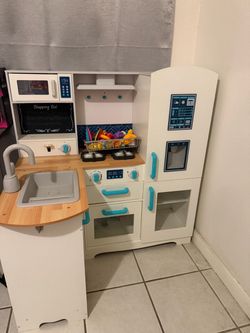 Kids Wooden Play Kitchen Set