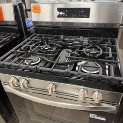 Frigidaire Gas Range 