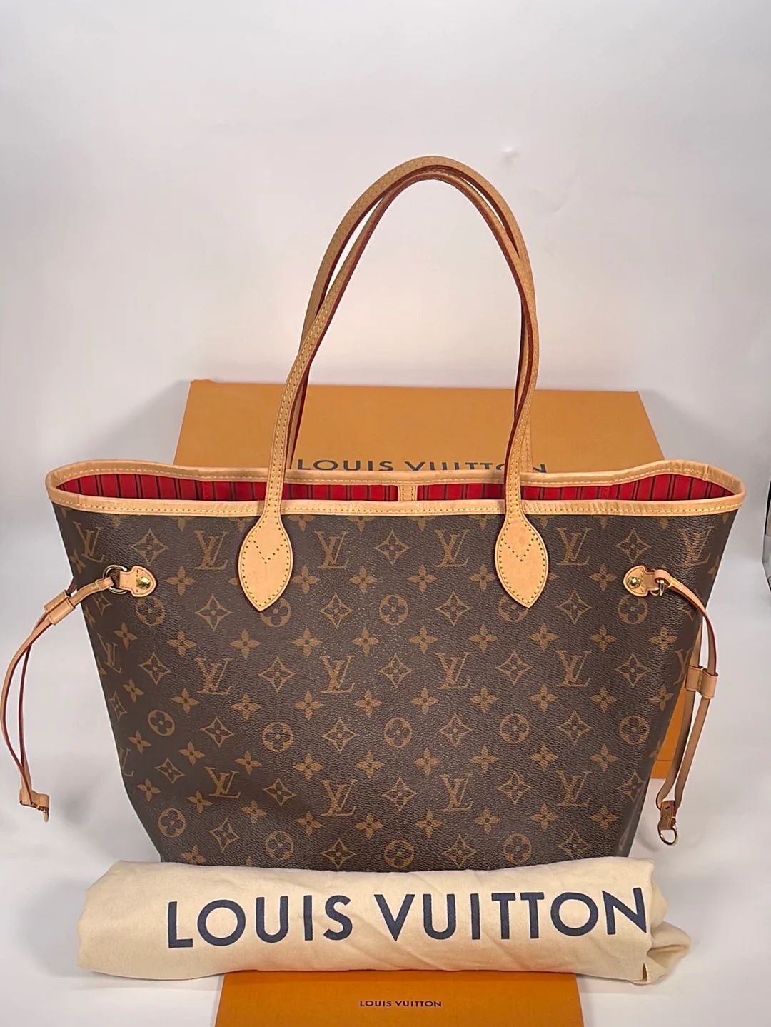 Brand new Louis Vuitton  purse