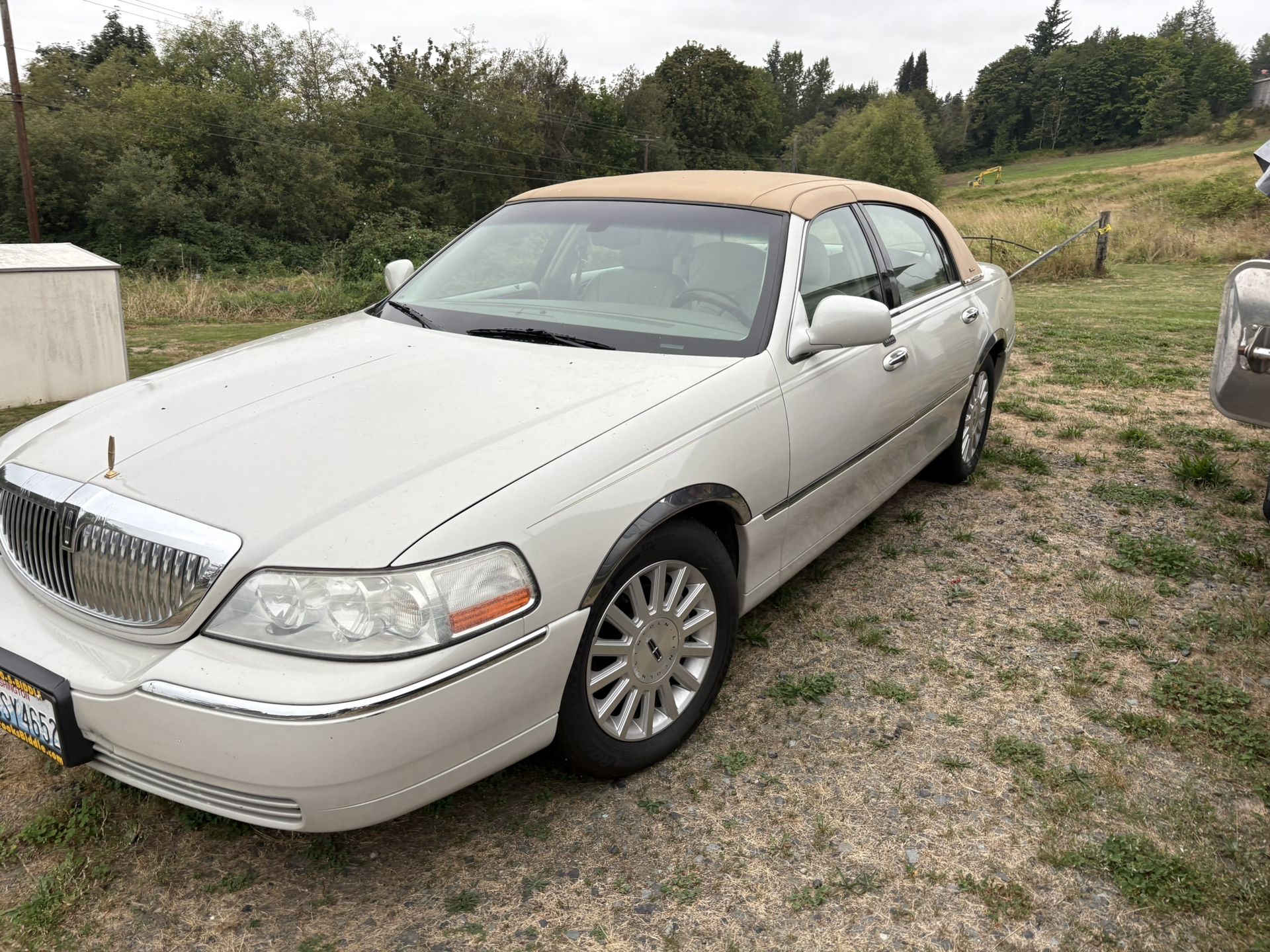 2005 Lincoln Town Car