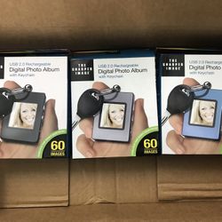 Sharper Image Digital Photo Album 