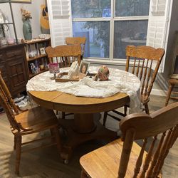 Antique Round Table And 6-8 Chairs