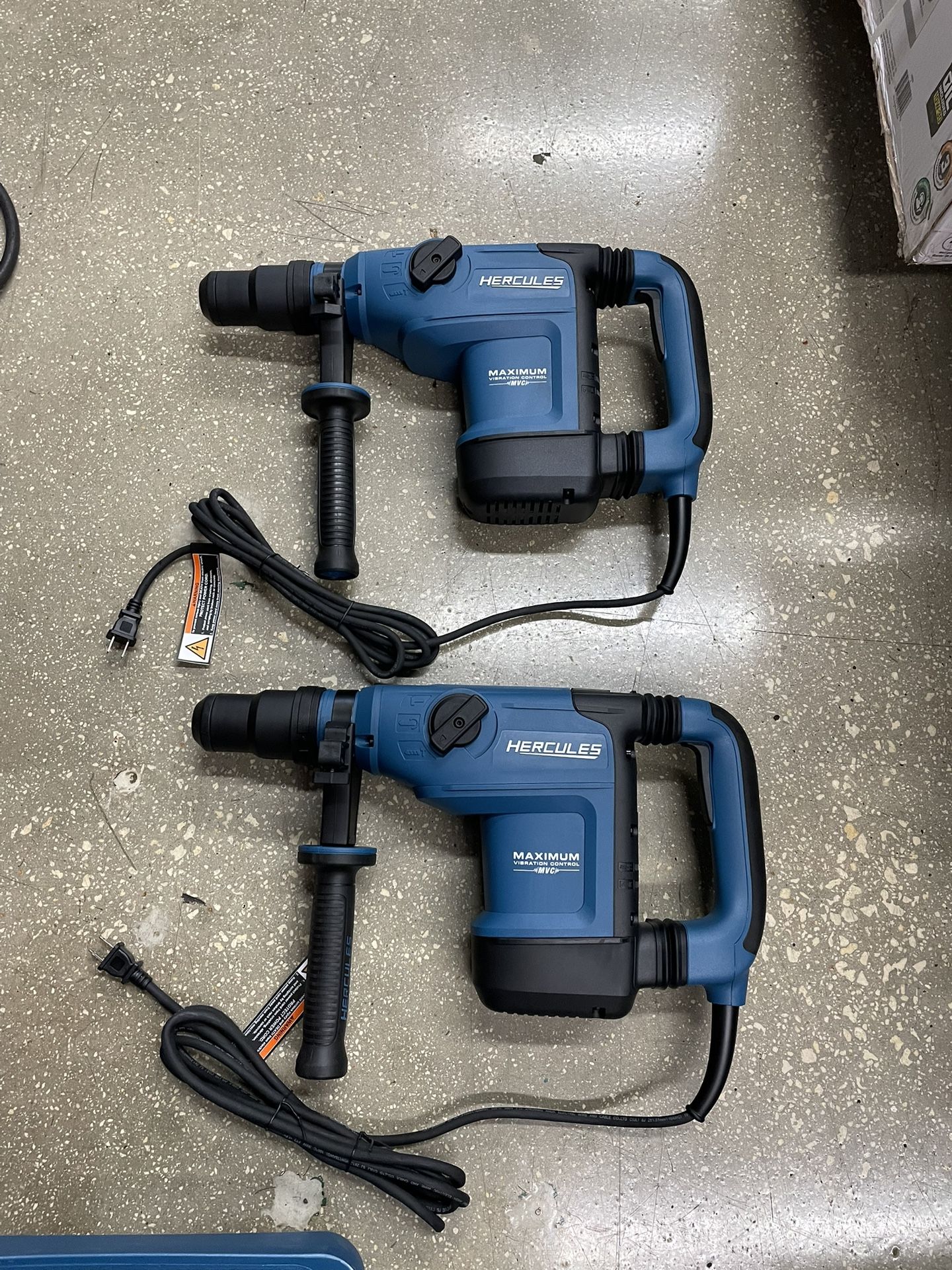 Hercules Rotary Hammer Drill Chipping 1-9/16” Model: HE34 ( EACH 180 .00 )