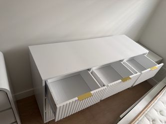 Dresser for sale