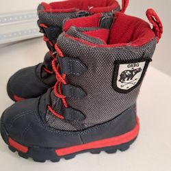 OSHKOSH B' GOSH- KIDS WINTER BOOTS (SIZE 6/7)