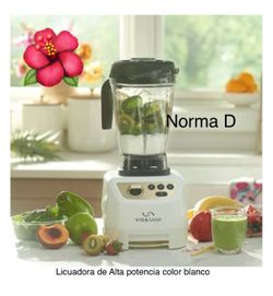 Licuadora blanca de alta potencia nueva en su caja 🌺 princess house 🌺