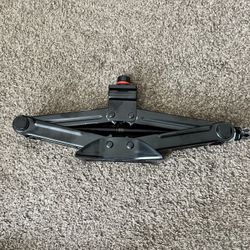 1-1/2 Ton Jack. Mainly For Teslas 3&Y $10 