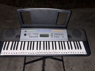 Yamaha Ypt-255 With Base And Stand