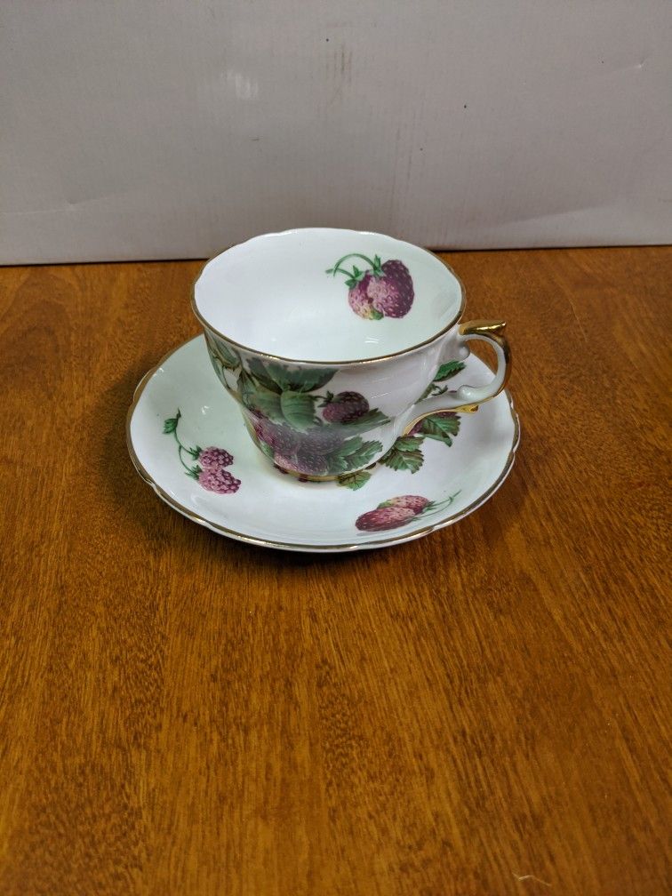Teacup Saucer Regency Fine Bone China England Berries And Fruit Design