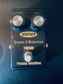 Yngwie Malmsteen overdrive distortion pedal electric guitar