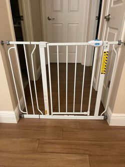 Regalo White Metal Baby Safety Gate