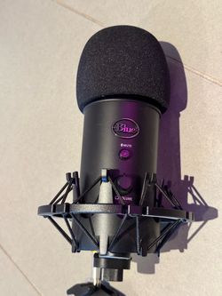 Blue Yeti Microphone Recording Setup + Boom Arm, Shock Mount & Isolation Shield