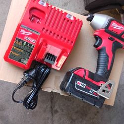Milwaukee 1/4 Hex Impact With Battery And Charger 