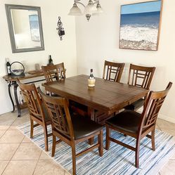 Gorgeous Extendable Hardwood Dining Room Set With 6 Cushioned Chairs