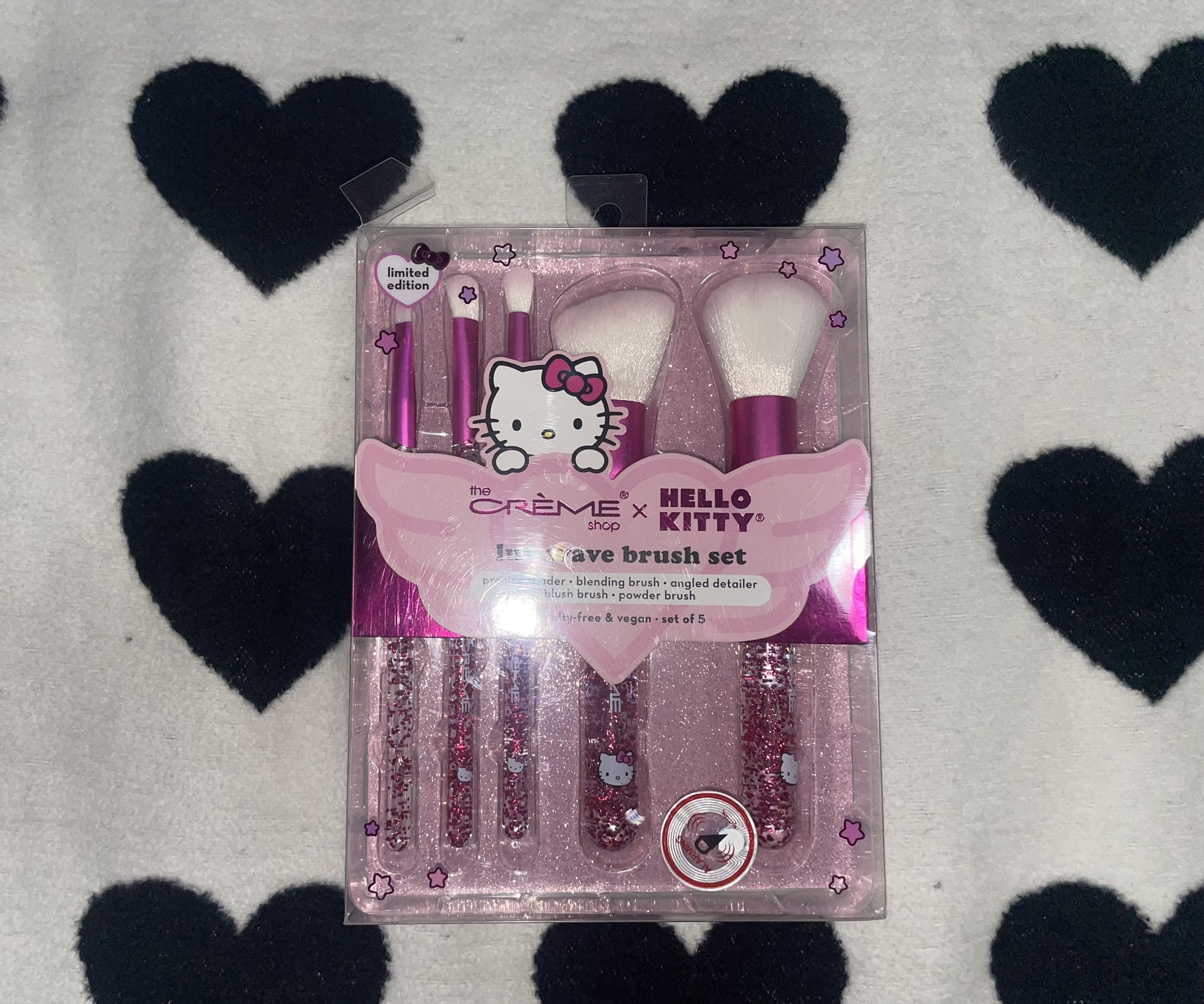 HELLO KITTY Makeup Brushes 