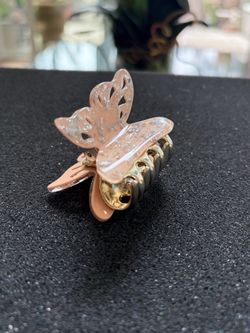 Butterfly pink hair clip
