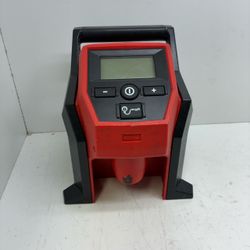 Milwaukee M12 Compact Inflator 21980305