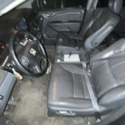 07 Honda Odyssey With Tv 
