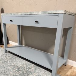 Like New 🩵 Beautiful Real Wood Farmhouse Console Table