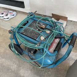 Air Compressor 
