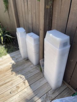 Containers With Lids 