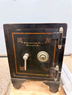 Antique Northwestern Safe Mfg Co. Floor Safe – Minneapolis Minn –Working Dial C