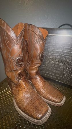 Quadra Boots