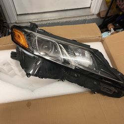 Headlights For Toyota Camry 2018
