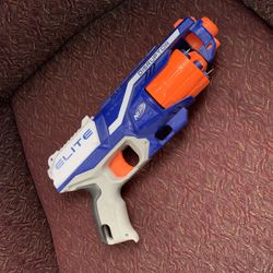 Nerf gun with thumbtacks 