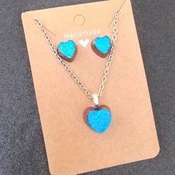 Valentine's Day Purple blue color shift heart stud earrings and necklace jewelry set 