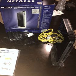 NETGEAR N900 Wireless Dual Band GB Router (R4500)