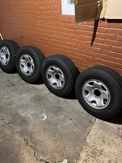 Toyota Tacoma Tires