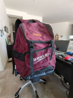 Large Speedo backpack excellent condition no discoloration no tears zippers all work used once cash only please