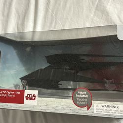 Kylo Ren And Tie Fighter Set